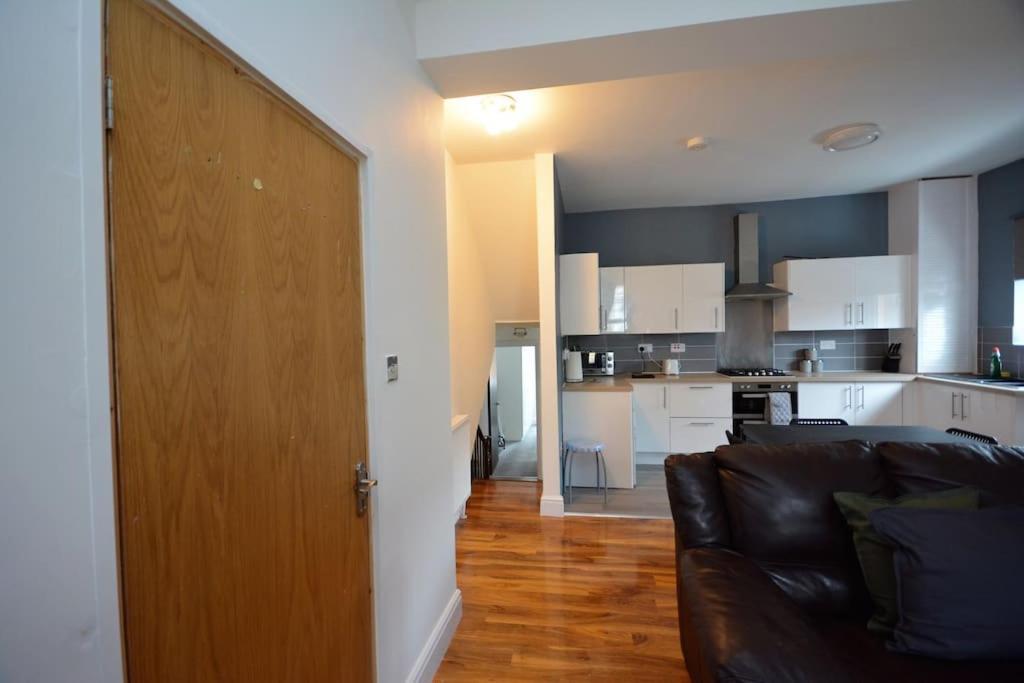 Lovely 4Bedroom Apartment ロンドン エクステリア 写真